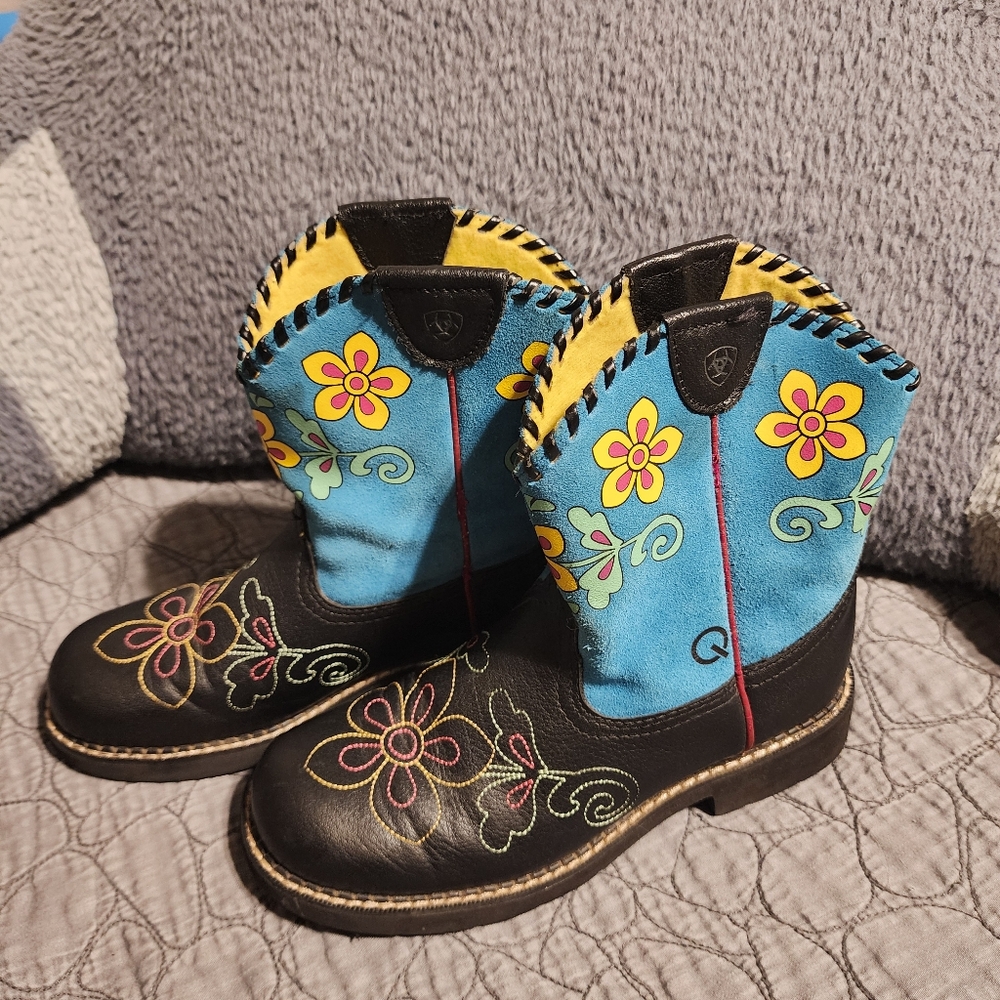 Ariat Big Girls Size 5 Colorful Floral Cowboy Boots